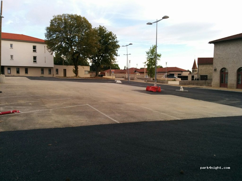 (01250) Ceyzériat - Le Village — foto