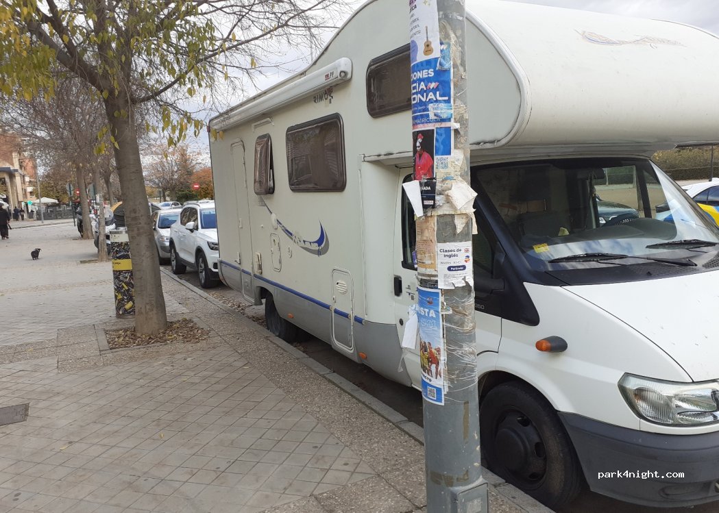 (18014) Granada - 3P Avenida Federico García Lorca — foto