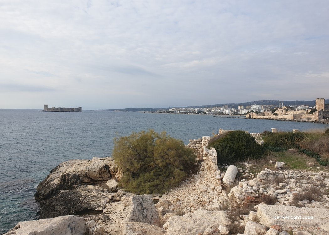 (33790) Erdemli - Unnamed Road — foto