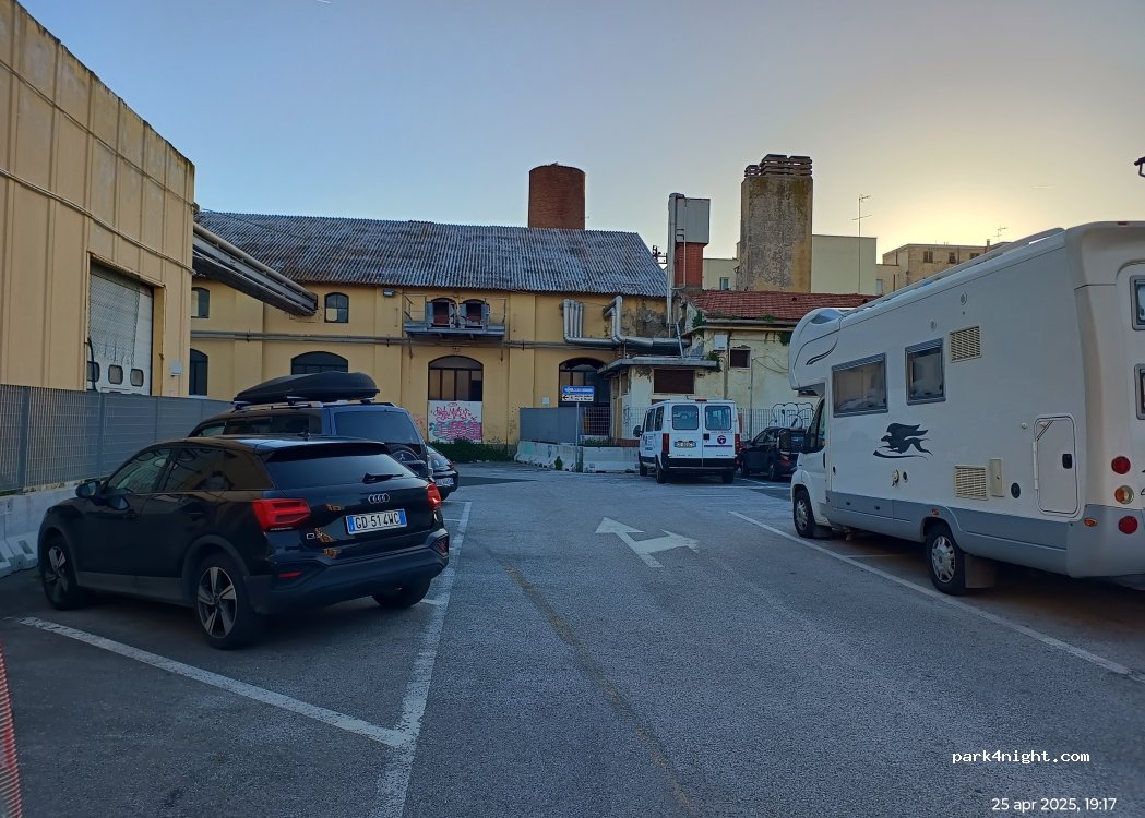 (57127) Livorno - 49 Via Forte dei Cavalleggeri — foto 3