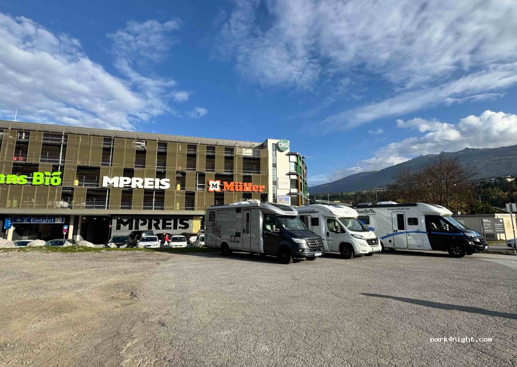 (6020) Innsbruck - 56h Amraser-See-Straße — foto 2