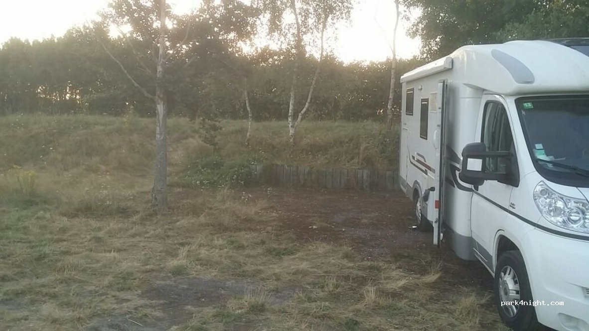 (27130) Verneuil-sur-Avre - N12 — foto
