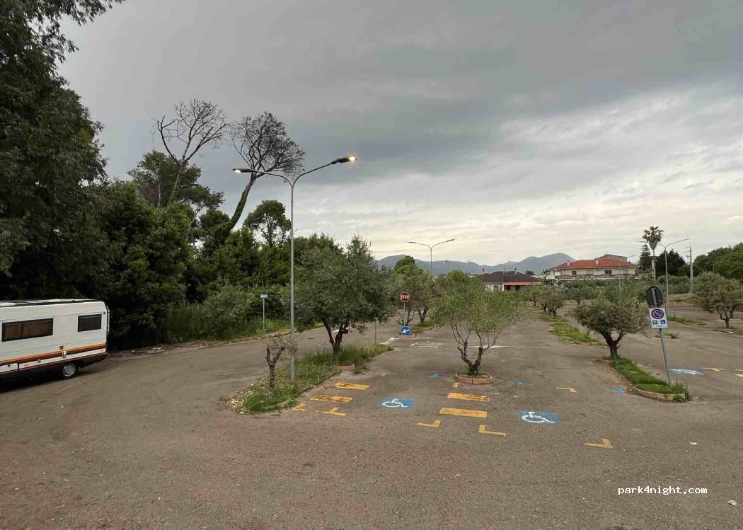 (04022) Fondi - 125 Via Ponte Baratta — foto 4