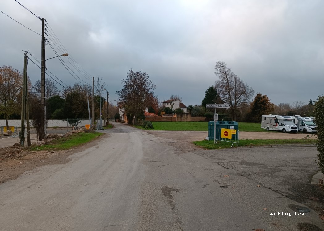(82000) Montauban - 380 Avenue des Albaredes — foto 2