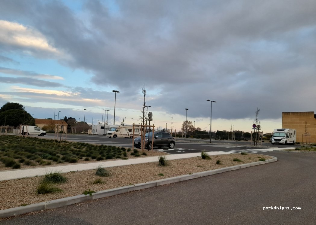 (11100) Narbonne - Avenue de Gruissan — foto