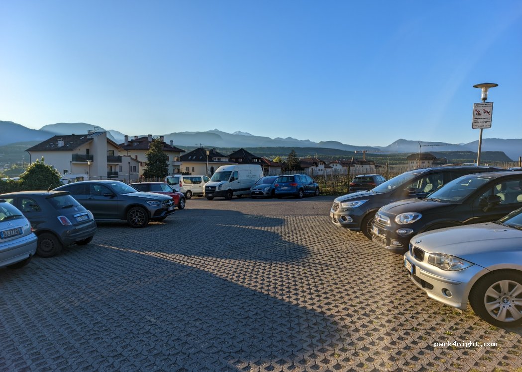(39057) San Michele - Via Caldaro Kalterer — foto