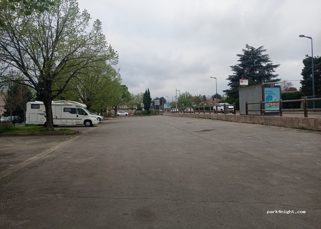 (69110) Sainte-Foy-lès-Lyon - Chem.du Plan du Loup — foto 3