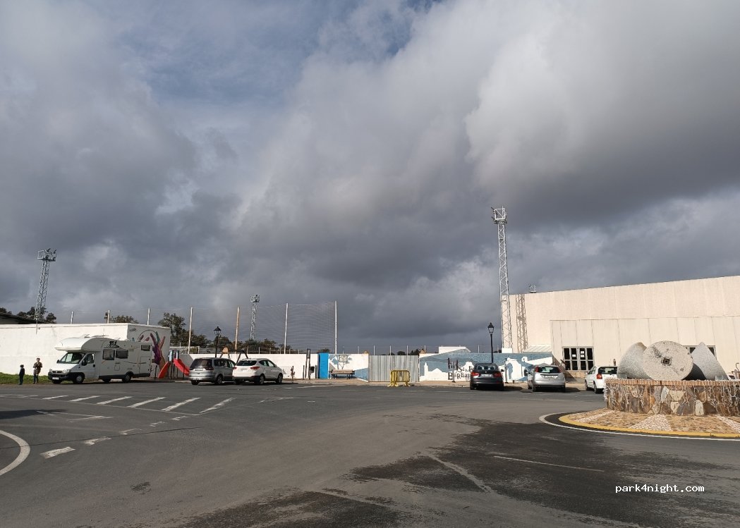 (21570) Santa Bárbara de Casa - 24 Avenida de Portugal — foto