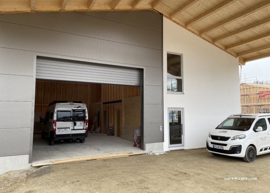 (82349) Krailling - 1 Kraillinger Straße — foto