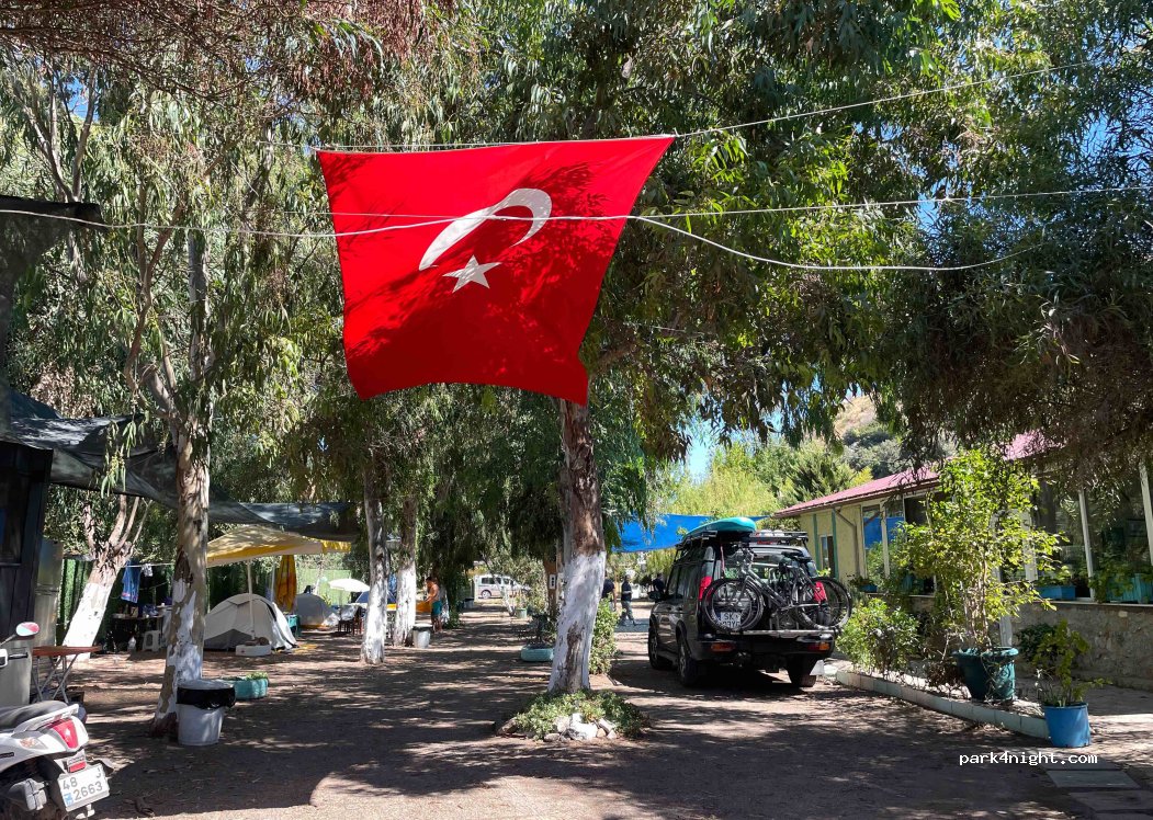 İliman Restoran Camping Beach — foto 3