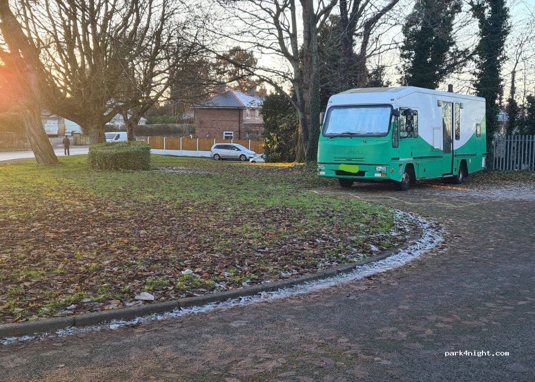 (LL11 2NB) Wrexham - 75 Price's Lane — foto