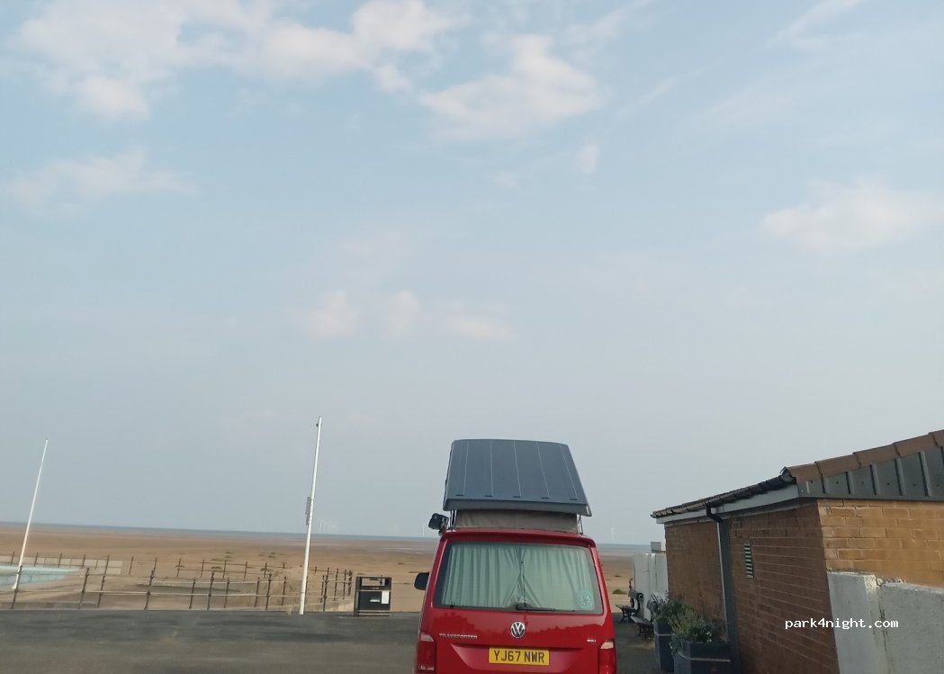 (CH47 7AU) Meols - 282 Meols Parade — foto 2