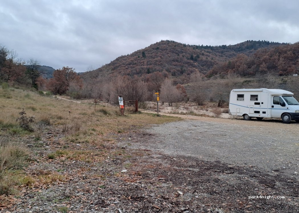(04510) Le Chaffaut-Saint-Jurson - — foto 2