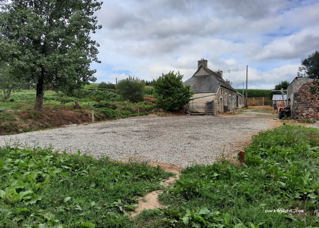 (22200) Moustéru - 1 Crech Pichou — foto 3