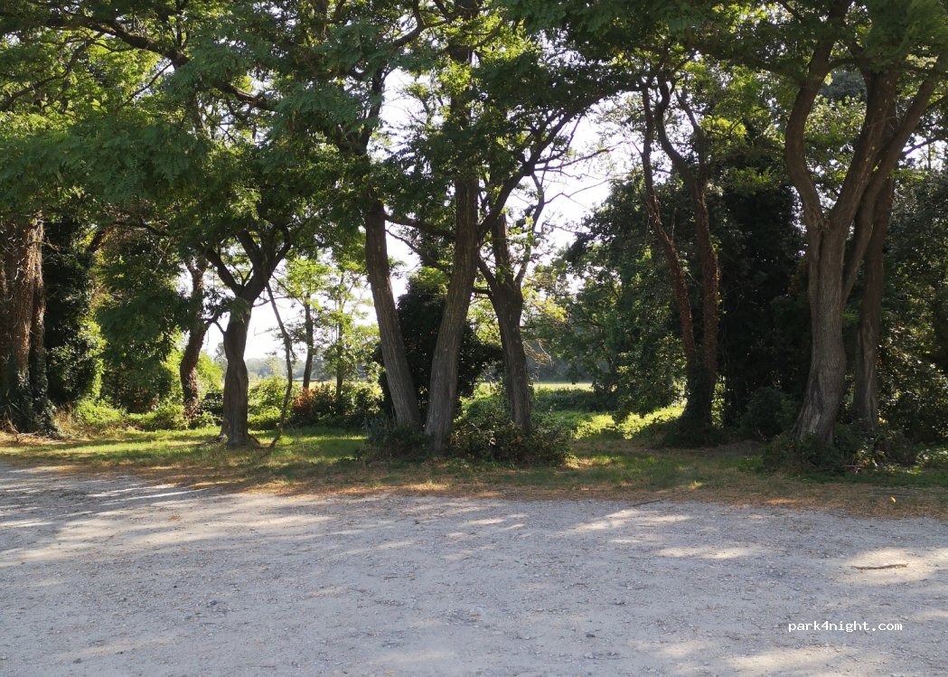 (07700) Bourg-Saint-Andéol - Qur de l'Île du Chenevier — foto 4