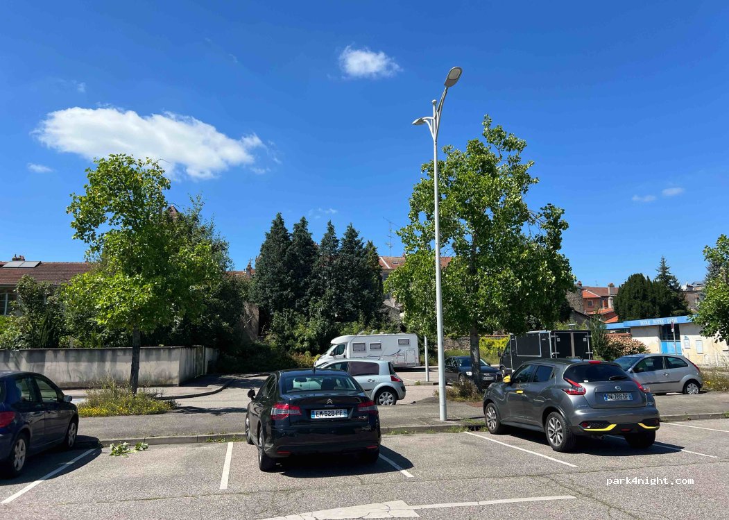 (54300) Lunéville - 7 Rue René Basset — foto 2