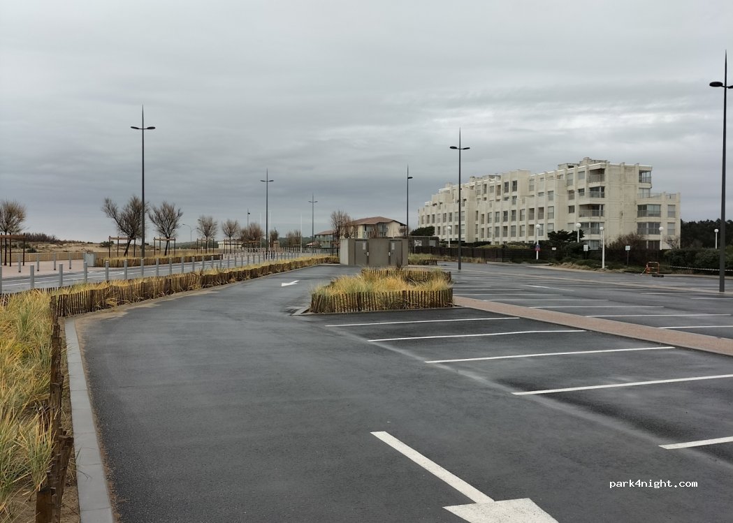 (33780) Soulac-sur-Mer - 23 Avenue de la Pointe de Grave — foto