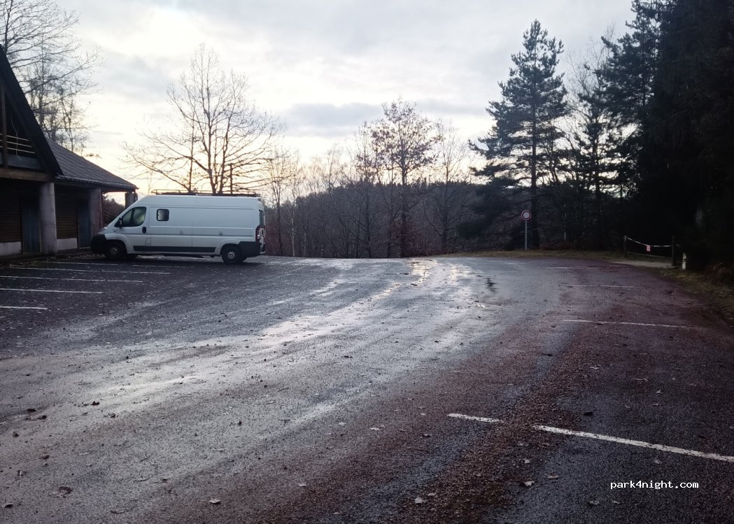 (15270) Trémouille - Unnamed Road — foto