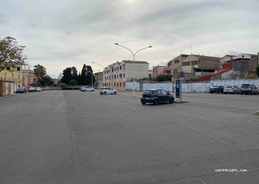 (09017) Sant'Antioco - Piazzale Sandro Pertini — foto 4
