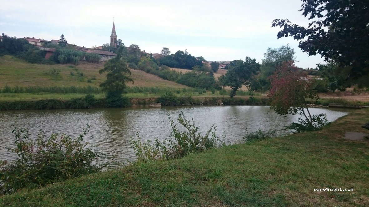 (32490) Monferran-Savès - D39 — foto