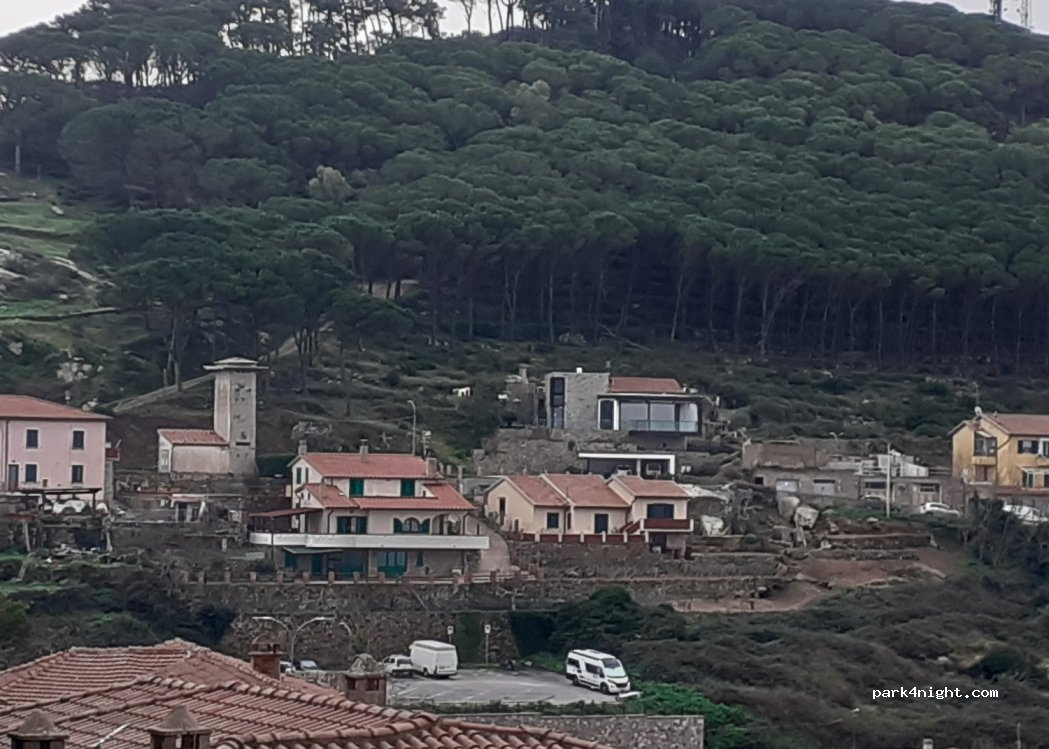 (58012) Giglio Castello - 16 Piazza Gloriosa — foto