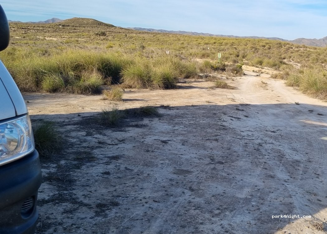 (04270) Marchalico Viñicas - Unnamed Road — foto 3