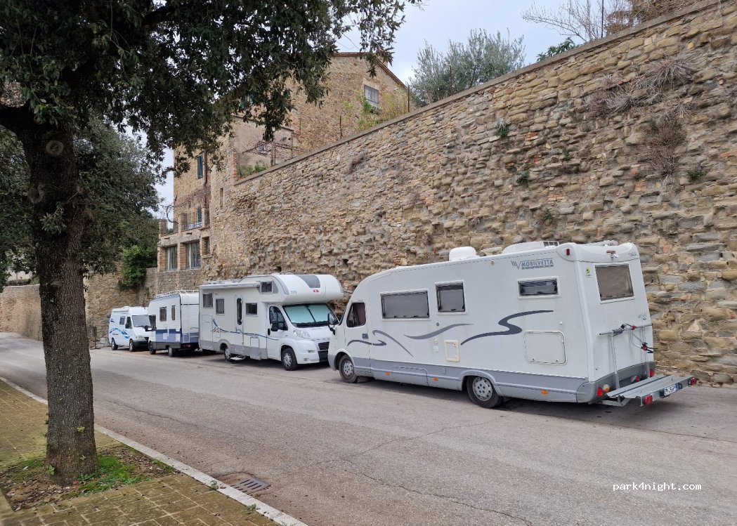 (06084) Bettona - Viale Roma — foto