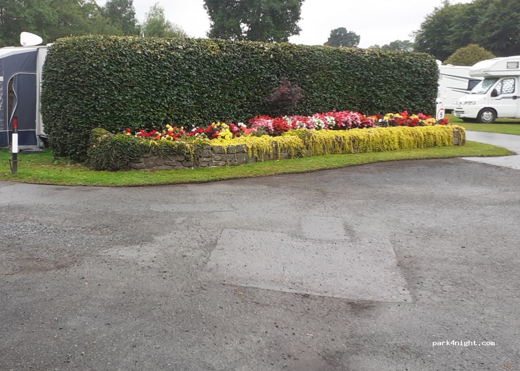 Erwlon Caravan & Camping Park — foto