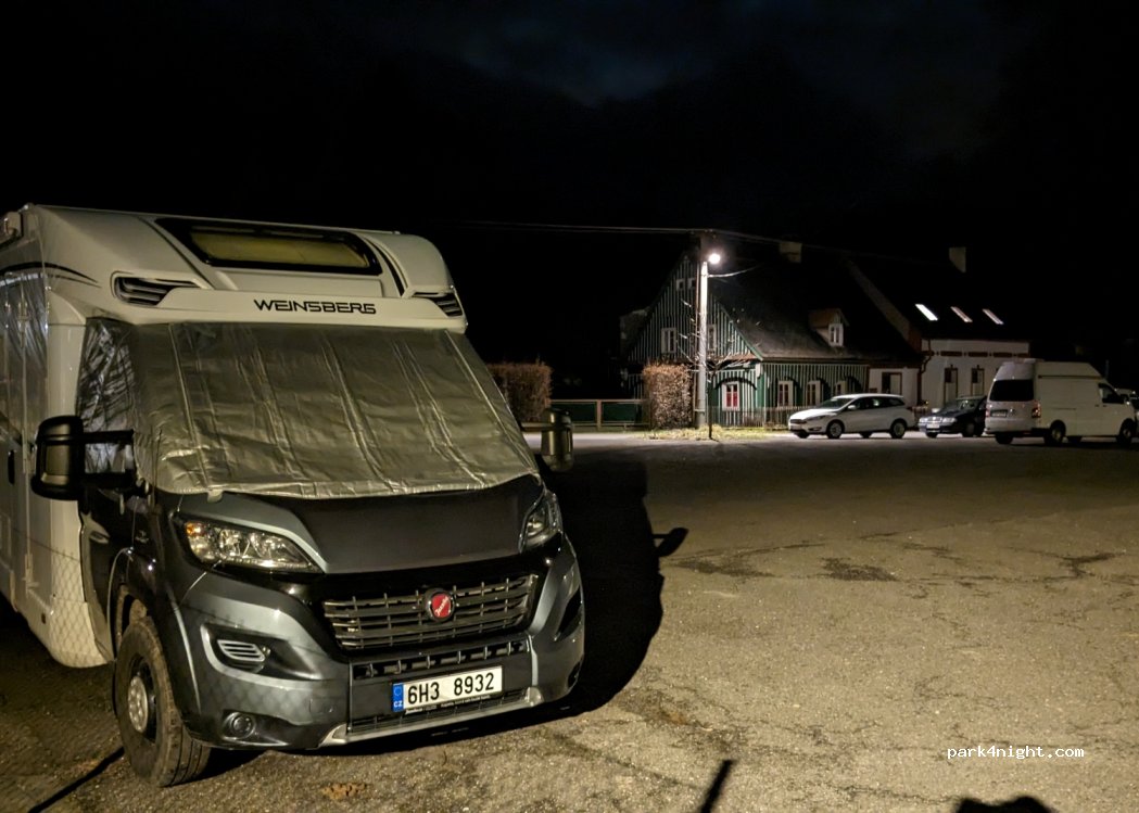(463 62) Hejnice - Unnamed Road — foto