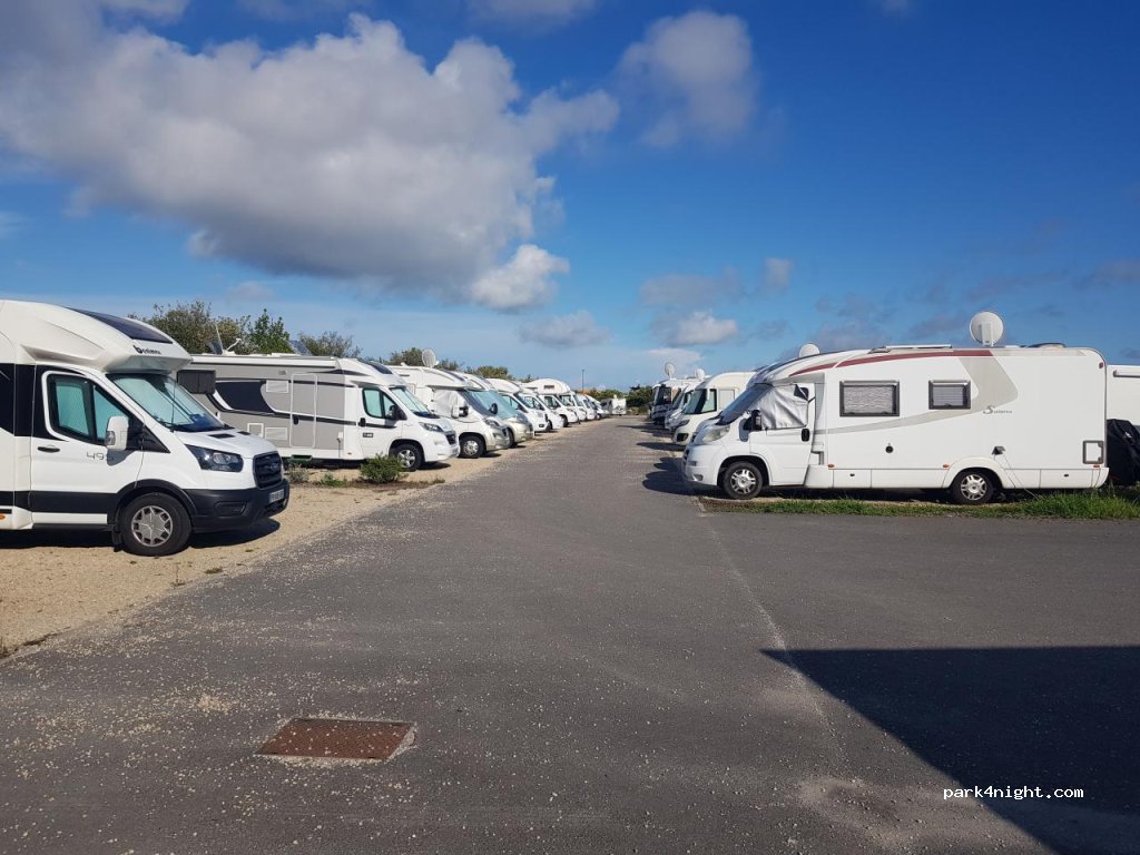 Aire de camping-car park de Noirmoutier-en-l'île (Vendée) — foto