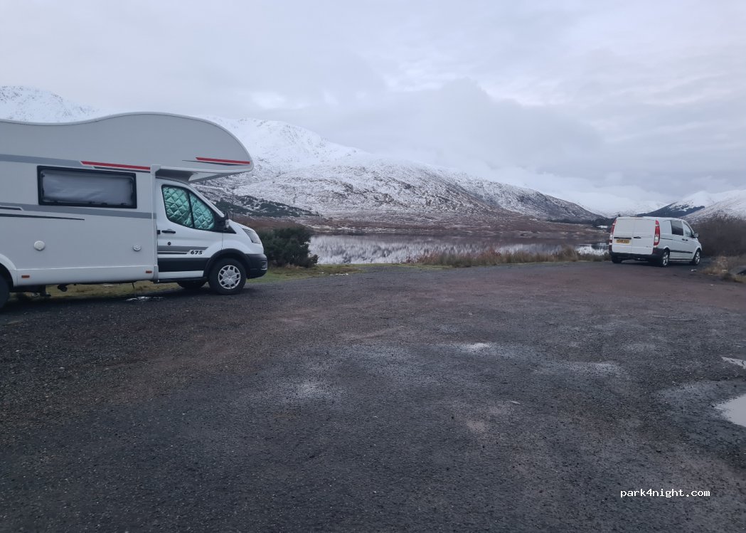 (IV63 7YW) Glen Moriston - A87 — foto