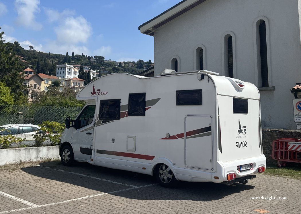 (18012) Bordighera - 64 Via Roseto — foto 5