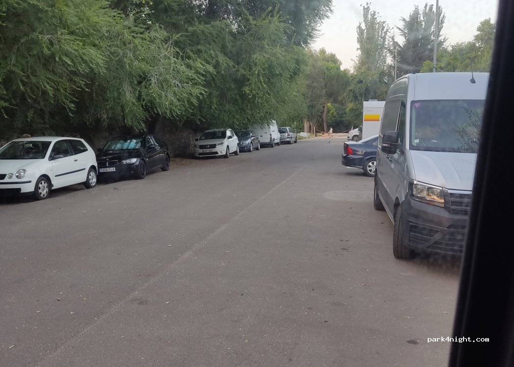 (37008) Salamanca - 54 Calle Cordel de Merinas — foto 4
