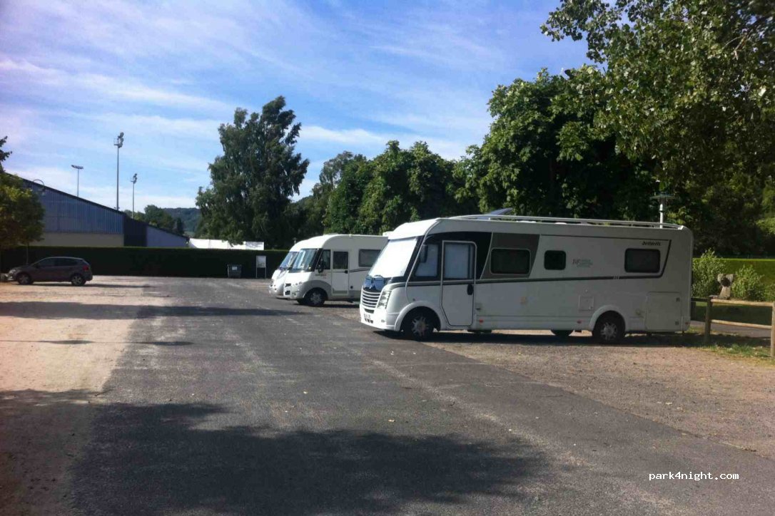 (15400) Riom-ès-Montagnes - Sous les Mazets — foto 3