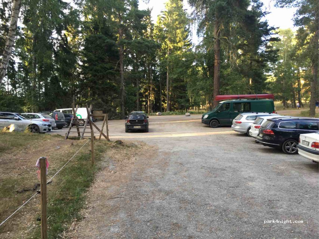 (153 91)  - Unnamed Road — foto