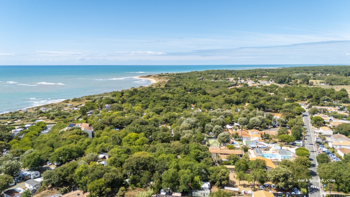 Camping Eden Villages Le Suroit - Île d'Oléron — foto 2