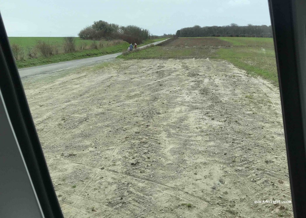 (62340) Guines - Chemin du Bois de Guînes — foto