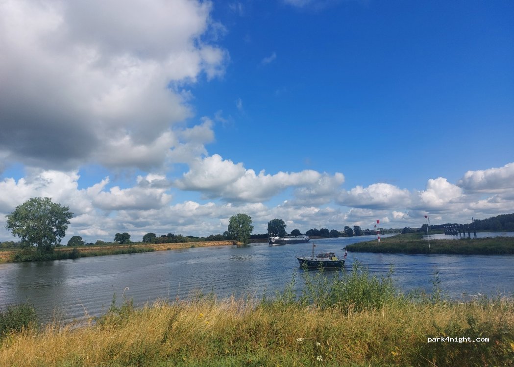 (6598) Heijen - De Witte Steen — foto