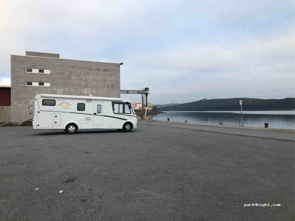 (15123) Camariñas - 18 Rúa Castelo — foto