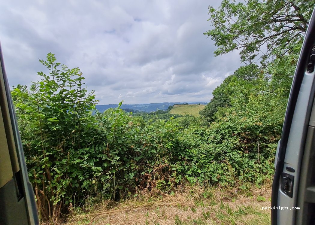 (63950) Saint-Sauves-d'Auvergne - — foto