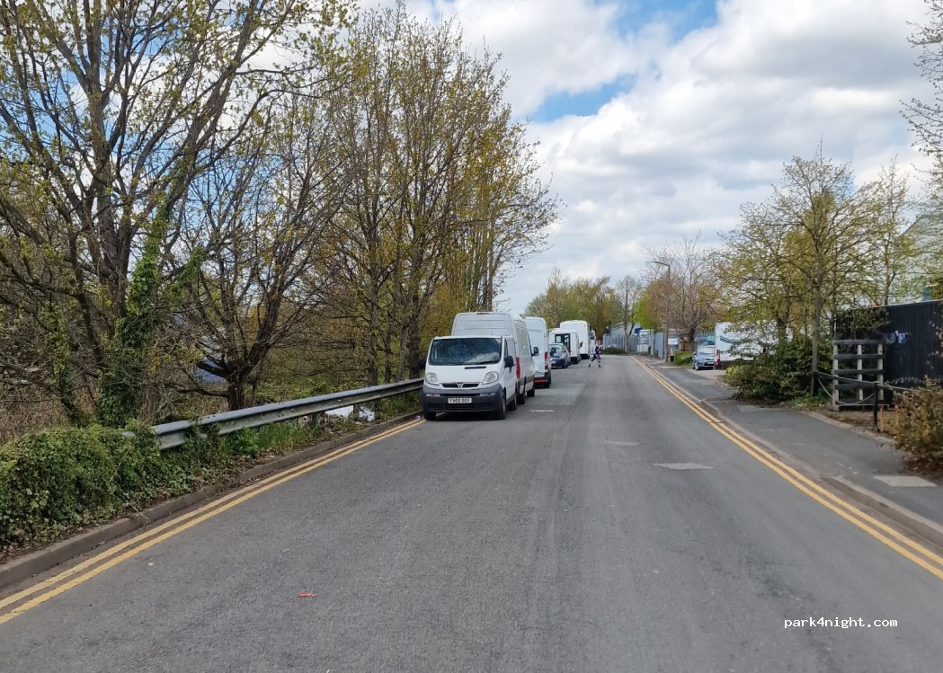 (B70 7JF) West Bromwich - 4 Cornwallis Road — foto 2