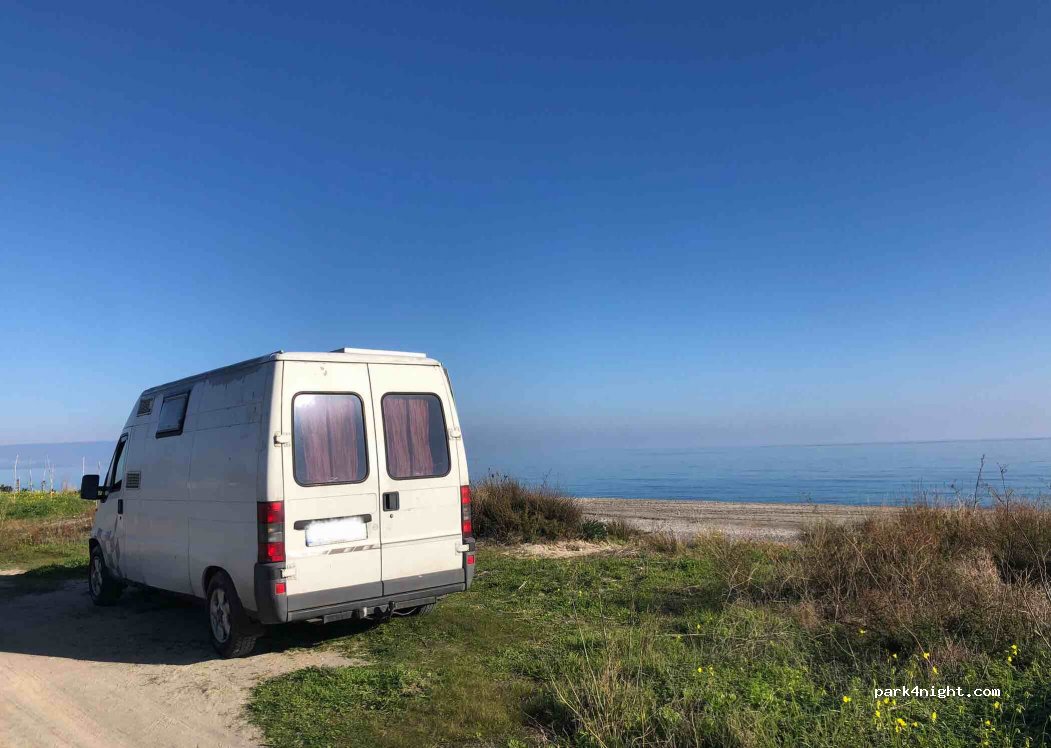 (88060) Badolato - Via Fego — foto