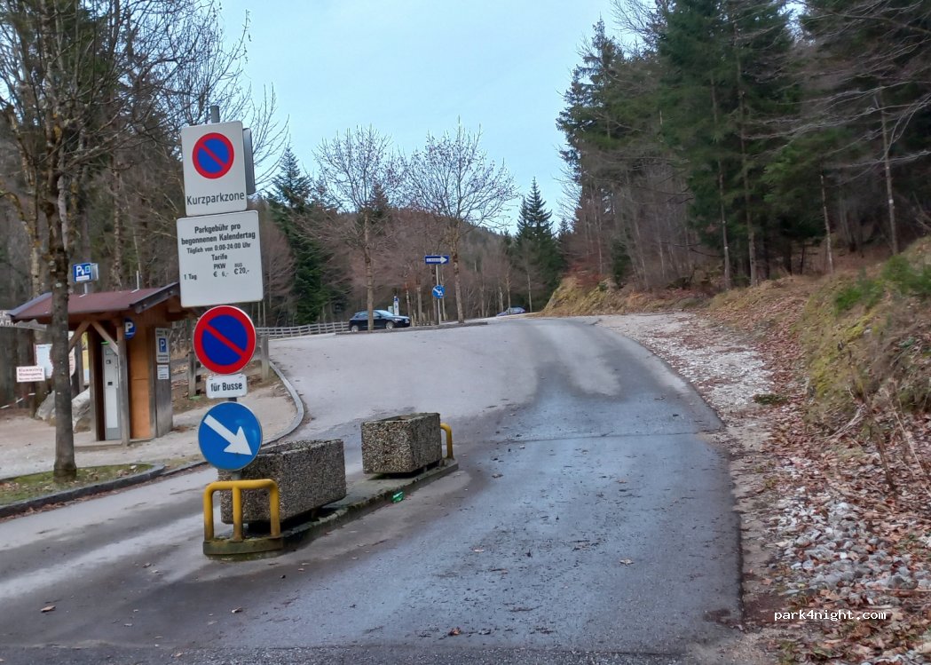 Parkplatz Leutascher Geisterklamm — foto 2