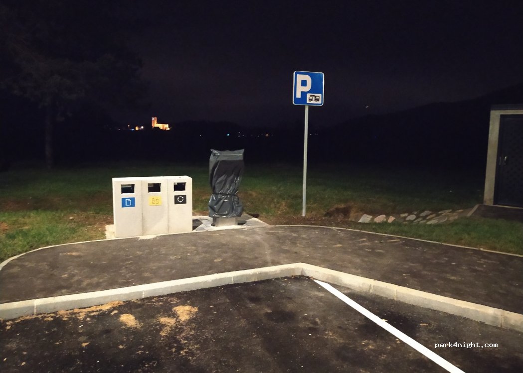 (1211) Ljubljana - Šmartno - E61, Počivališče Povodje — foto