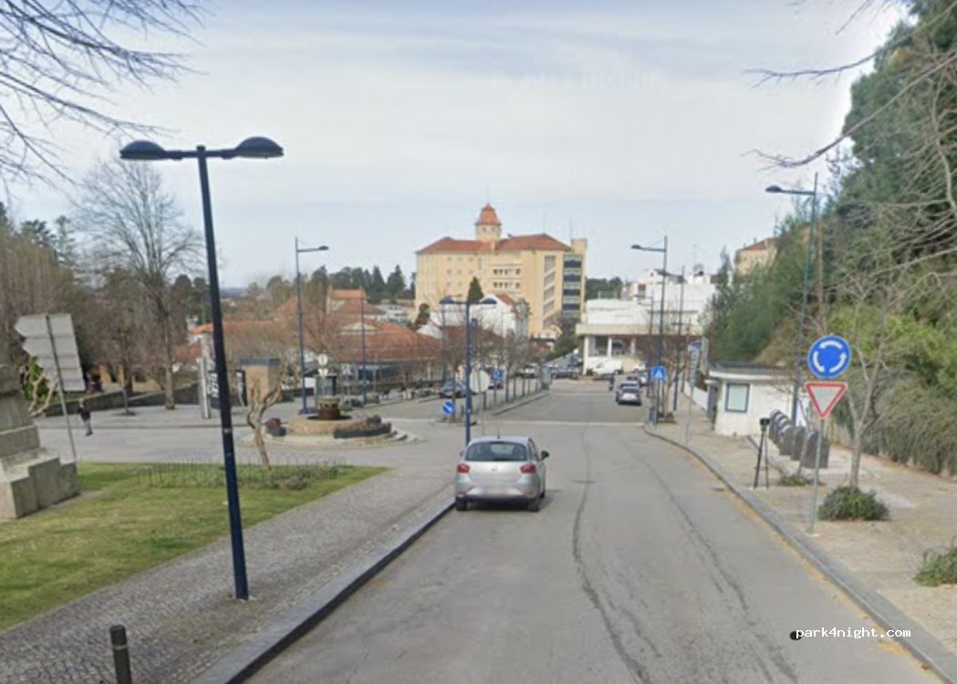(3050) Luso - 1 Avenida Emídio Navarro — foto