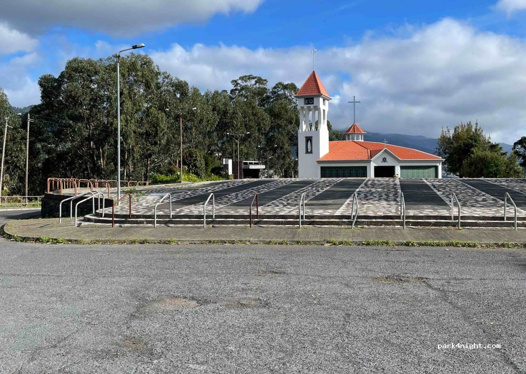 (9300) Câmara de Lobos - 87 Túnel Cabo Girão — foto 3