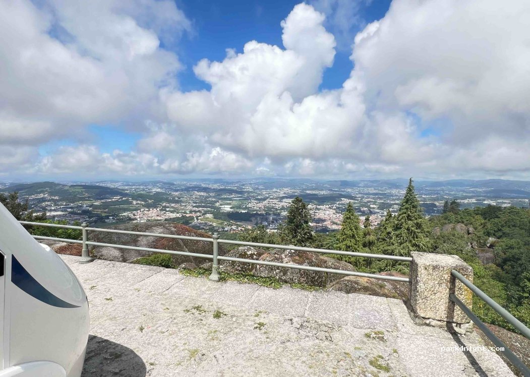 (4810) Guimaraes - R. das 3 Bicas — foto 3