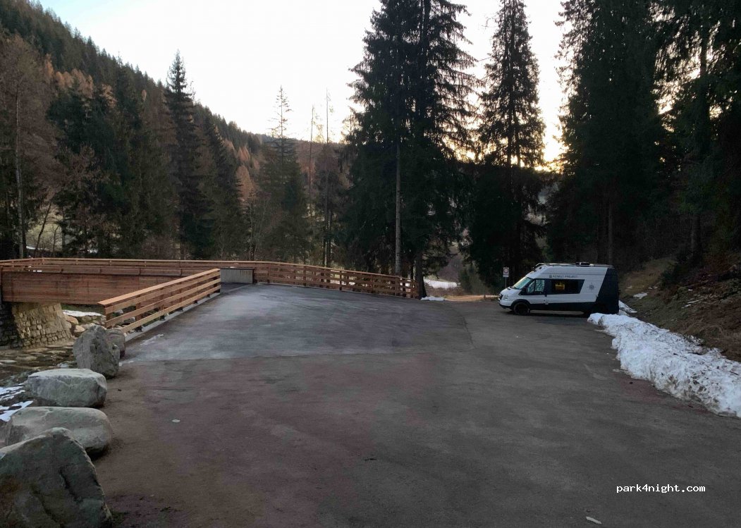 (38020) Rumo - Unnamed Road — foto