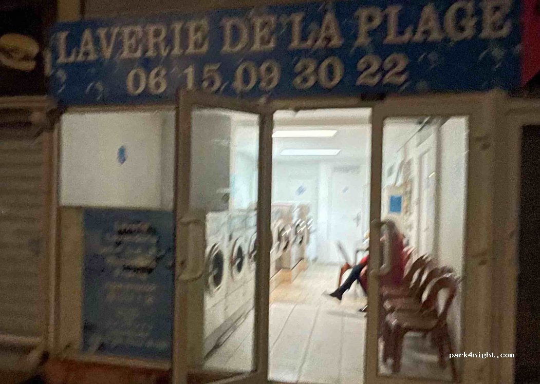 (83240) Cavalaire-sur-Mer - 601 Promenade de la Mer — foto 2