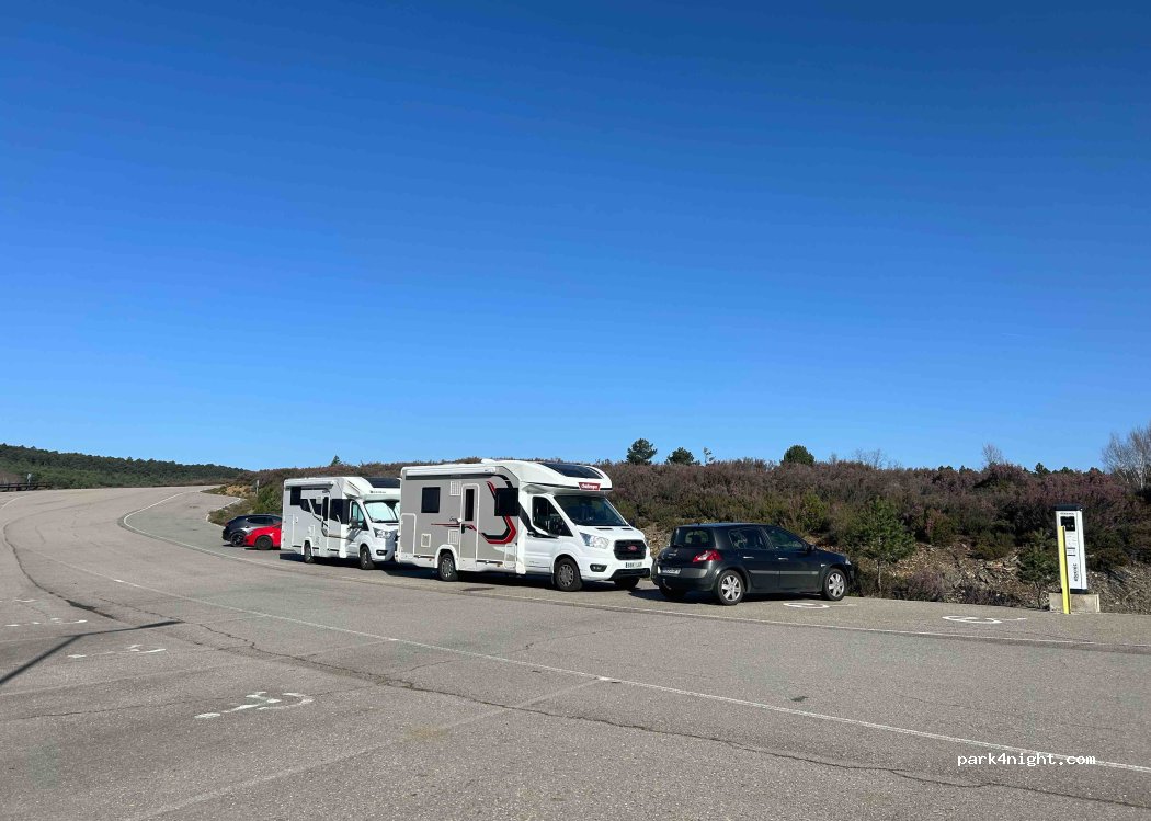 (49393) Robledo - Unnamed Road — foto 2